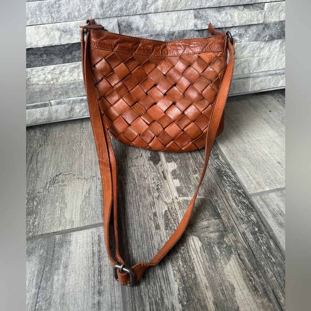 Vilenca Holland Anthropologie BohoCognac Crossbody Bag  Beautiful Woven Leather - Picture 4 of 14